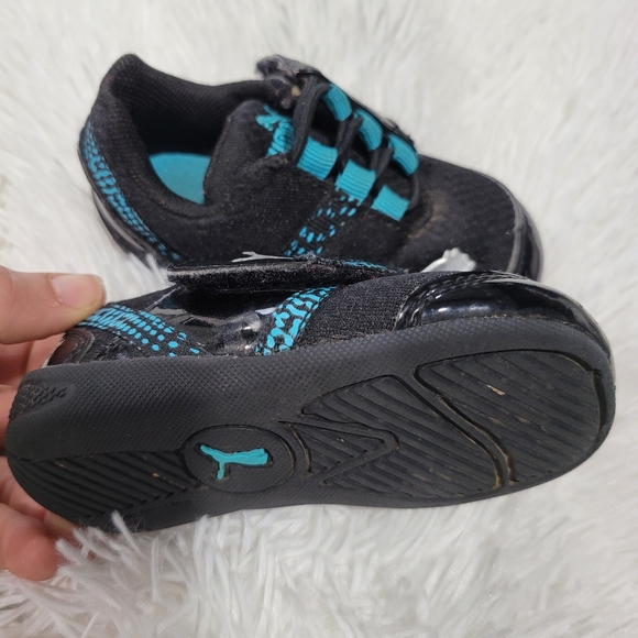 Baby puma shoes size 3 - Picture 2 of 5